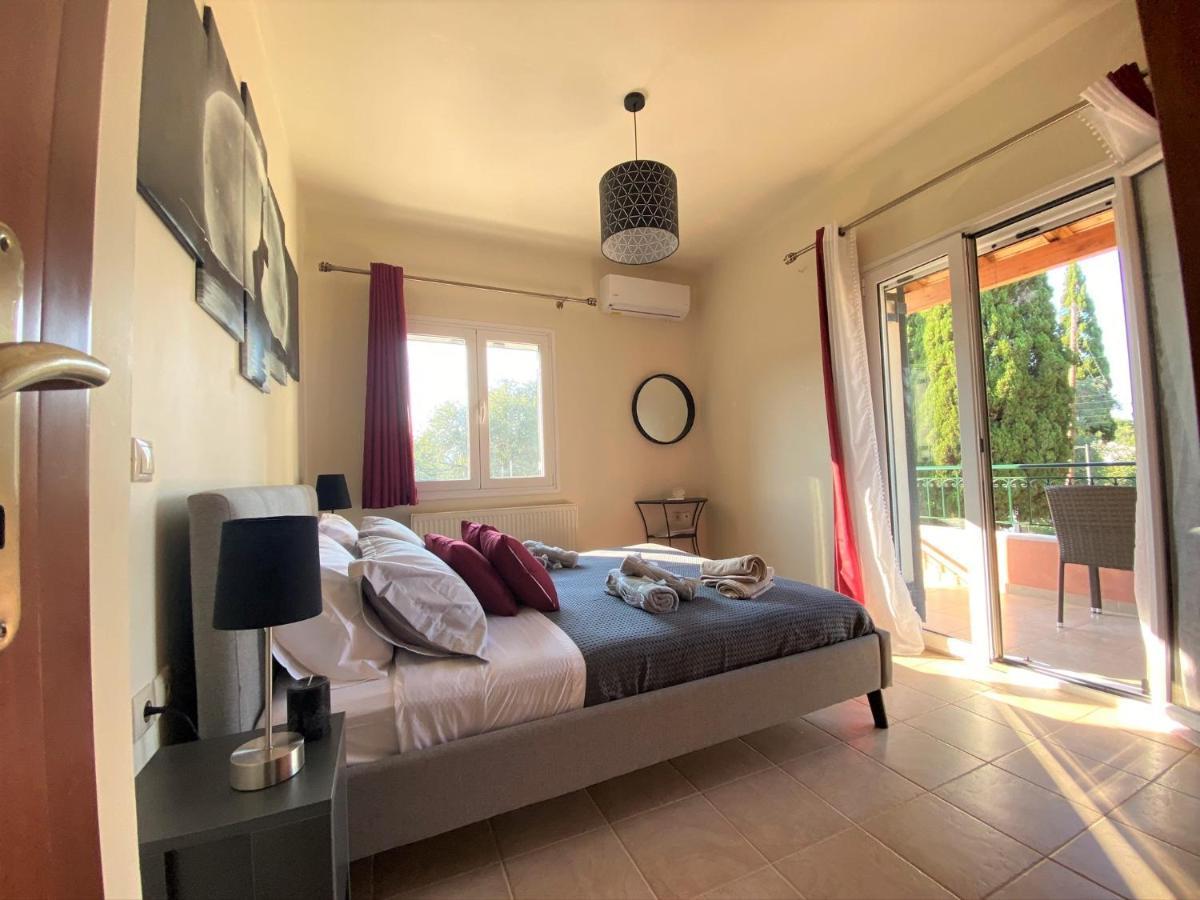 Ivy House Modern Life Near Corfu Town Apartamento Kontokali Exterior foto